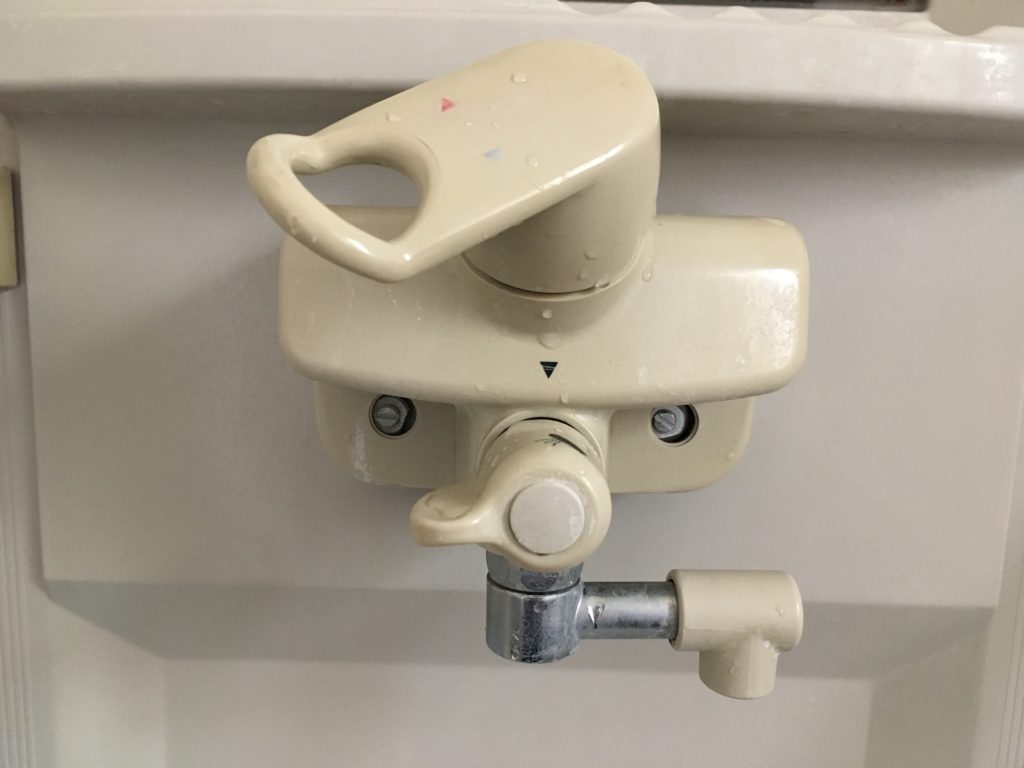 ミズタニ製浴室用シングルレバー混合水栓の型番を教えてください。